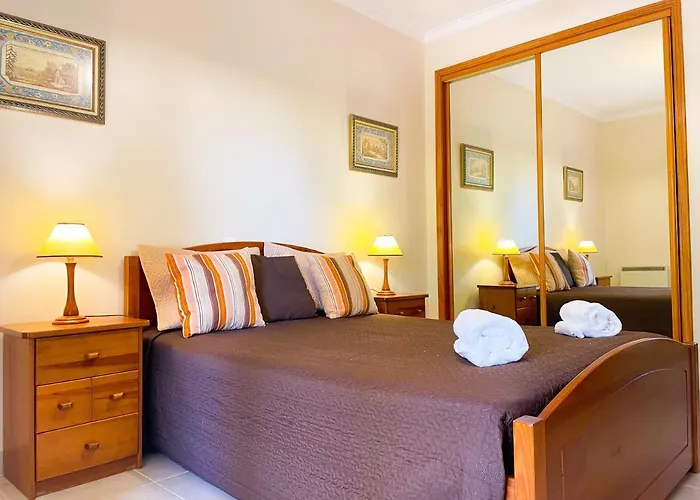 T2 005 - Terracos Do Vau 公寓